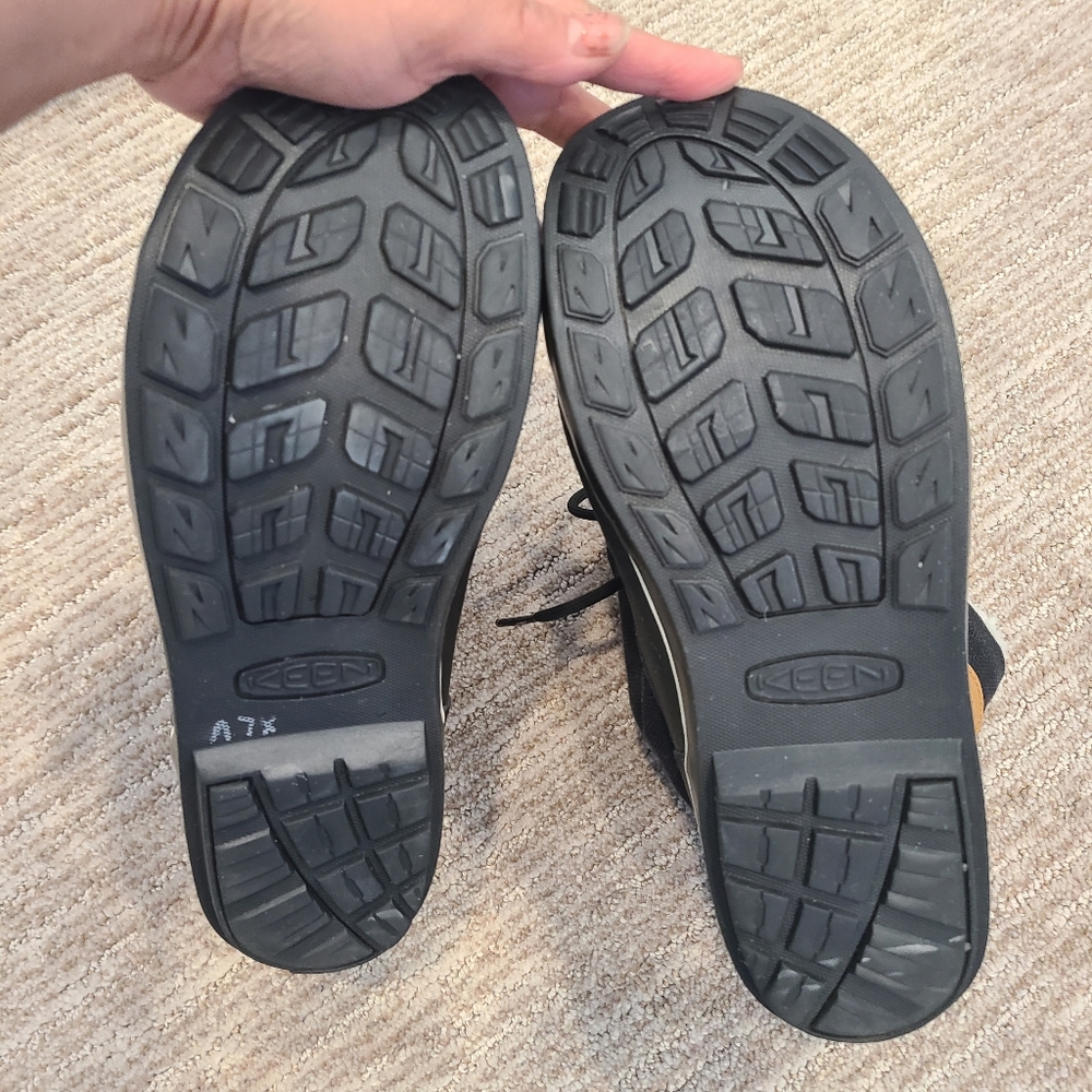 Keen winter boots - Picture 5 of 8